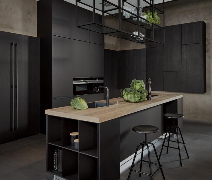 kaip derinti matinę juodą spalvą su medžiu, kad būtų galima papuošti modernaus stiliaus virtuvę, medžio masyvo virtuvę