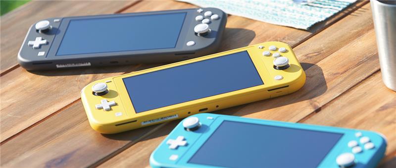 Nova lahka različica prenosne konzole Nintendo Switch Lite bo na voljo od prihodnjega septembra