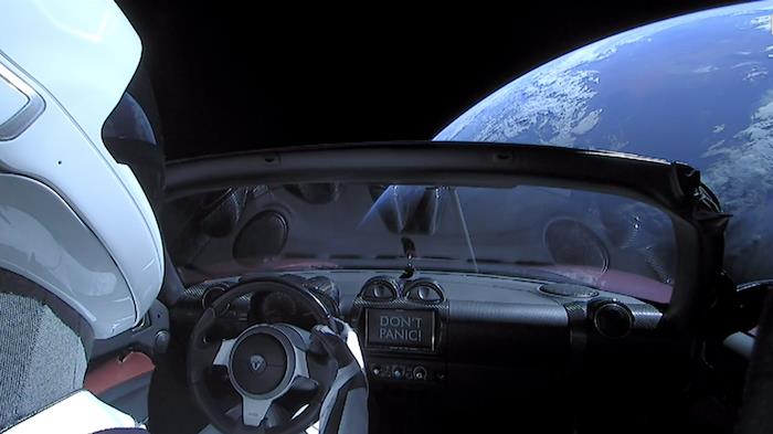 SpaceX'in Starman'ı Şubat 2018'de Falcon Heavy ile uzaya gönderildi.