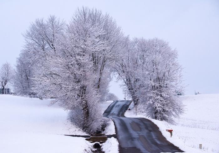kar manzarası, ücretsiz kış duvar kağıdı fikri, yol ve karla kaplı alanlar ile kış doğa fotoğrafı