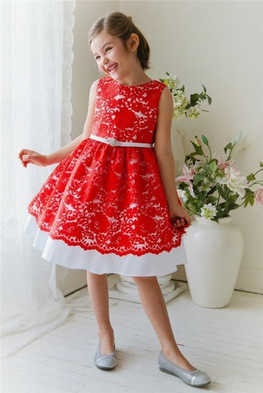 vestuvių apranga-vaikiška suknelė-raudonai-balta-kortežas ir pamergė