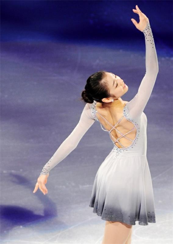 orijinal sırtlı artistik patinaj kıyafeti