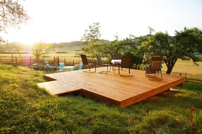 zgraditi teraso, vrtni zložljivi stol, leseno palubo, drevesa, sončni zahod