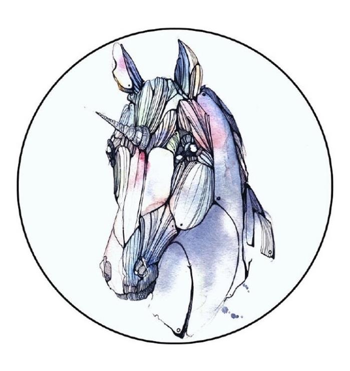 bir daire içinde suluboya tek boynuzlu at kafası dövmesi çizim, güzel bir grafiğin şiirsel tek boynuzlu at görüntüsü