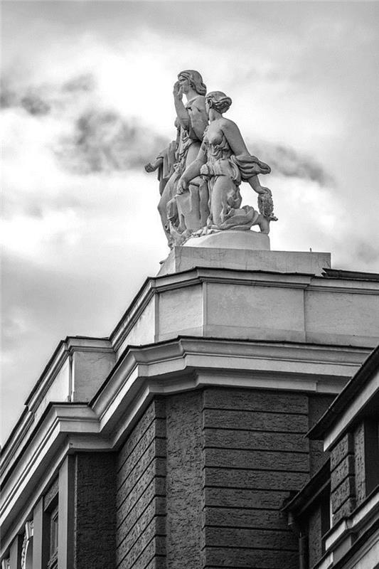 teatras-ivan-vazov-bulgaria-sofia-atostogos-bulgarija