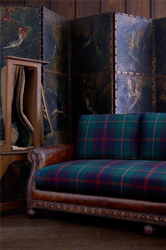 karirana-tkanina-lepa-vintage-kavč-in-zaslon-lepa-tartan-v-zeleno-rdeči