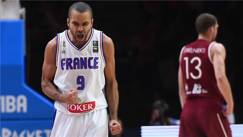 emekli Tony Parker, 2013'te Fransız ekibiyle Avrupa şampiyonu ve Spurs ile dört kez NBA şampiyonu oldu.