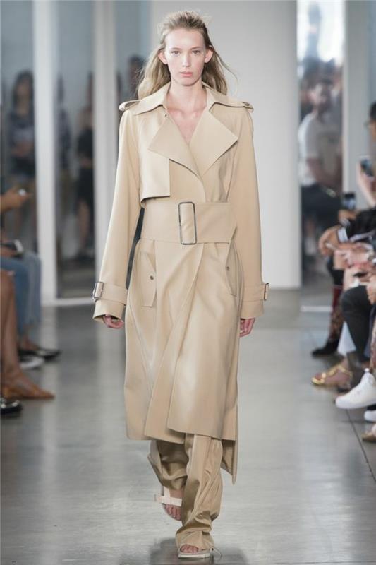 ženski-ready-show-trench-coat-from-the-ready-to-wear-collection