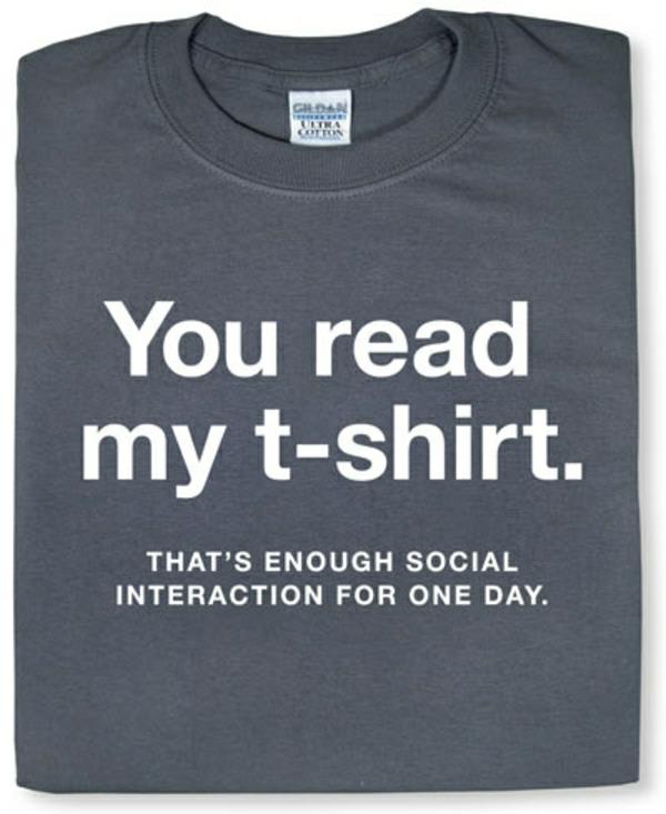 sen-t-shirtümü-oku-etkileşimdir-gün için-yeterli-