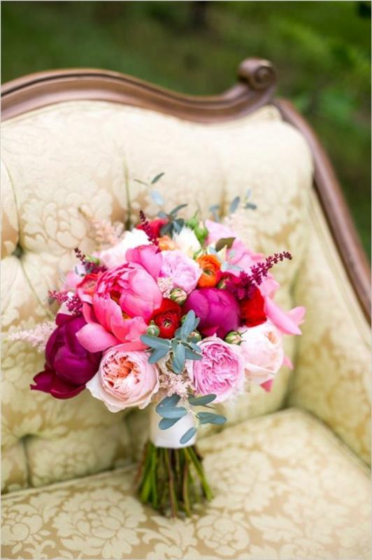 a-pretty-boquet-of-colour-rose-boquet-of-flowers-big-bouquet-of-flowers-pomeni-vrtnic