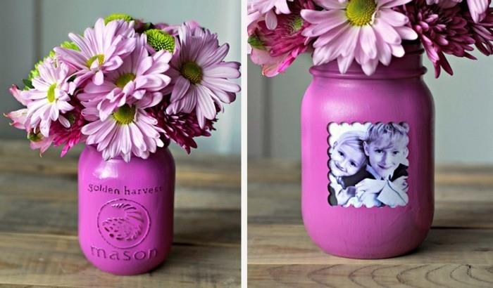 a-violetinė vaza su integruota nuotraukų idėja, kaip padaryti nuotraukų rėmelį