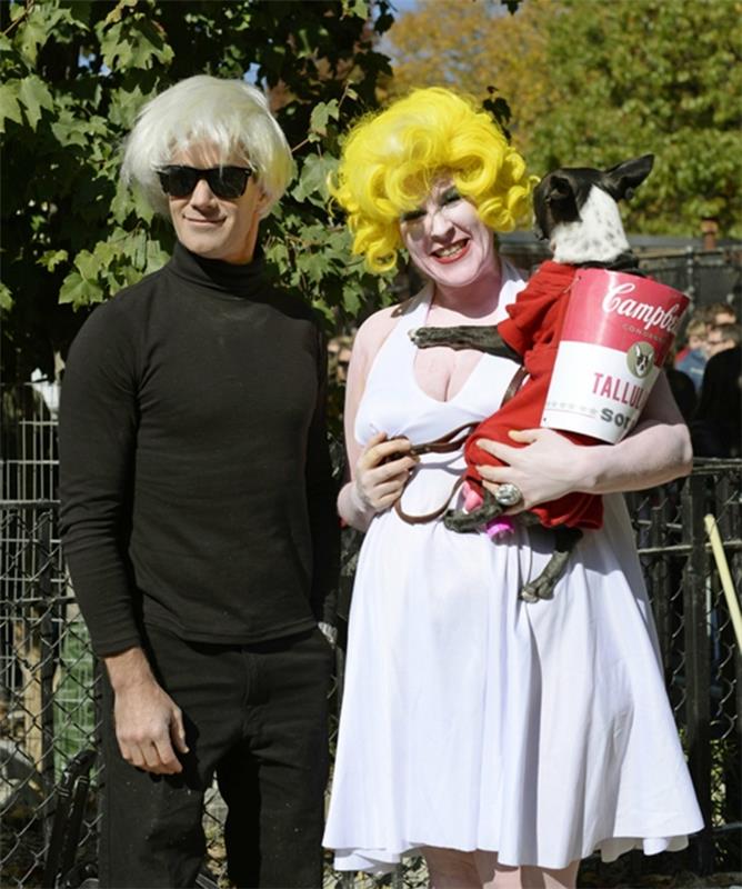 Andy Warholl kostiumo ir šuns kostiumo idėja, lengva rasti kostiumus Helovinui