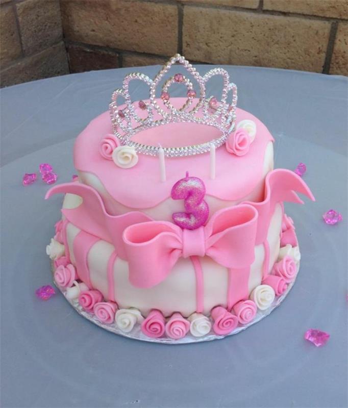 Pilies pyrago receptas „Fortnite“ princesės gimtadienio tortas rožinis ir baltas pyragas