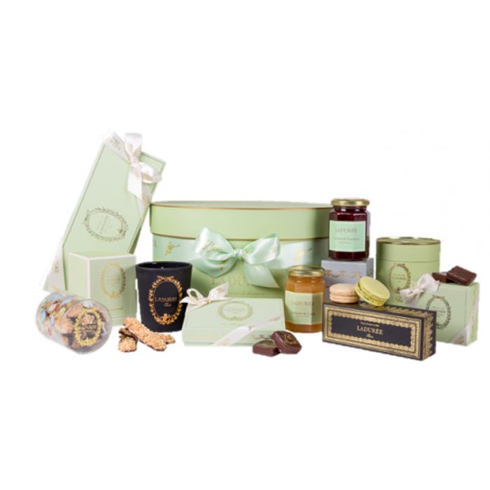 a-wonderful-idea-for-macaroon-ladurée-gift-box-lux-vert