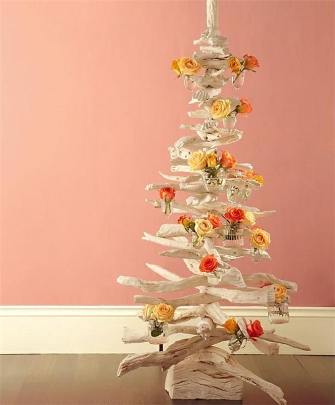 ahşap-noel-ağacı-kendin-yap-güllerin-dekorasyonu için-alternatif-fikir