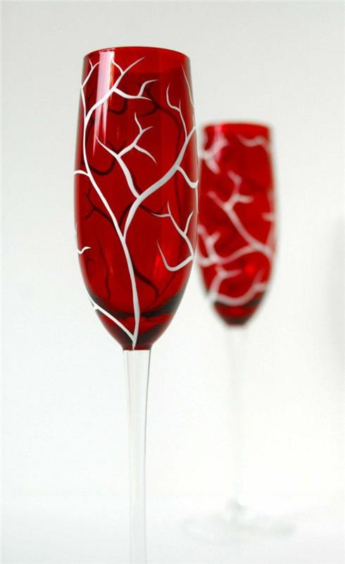a-pretty-red-tulipan-glass-well-decoration-how-to-decoration-the-tulip-glass
