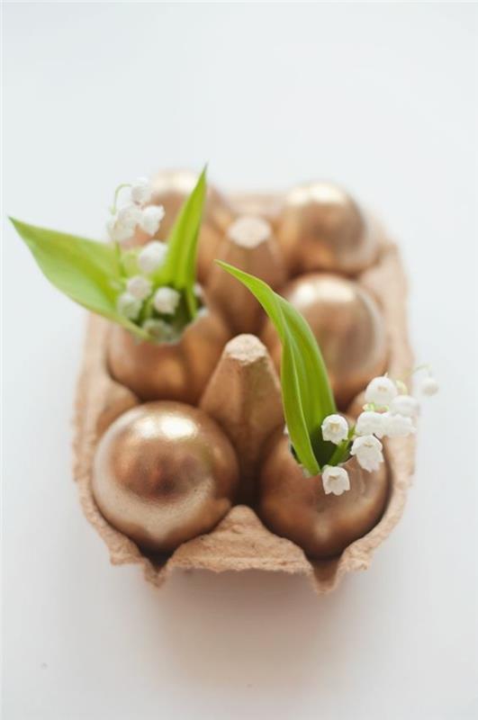 vaza-soliflore-made-from-egg-box-original-idėja
