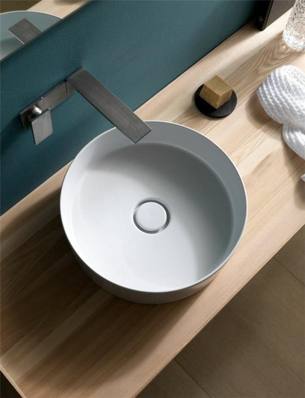 okrogli umivalniki-leseni-pulti-trendi-modeli kopalnic