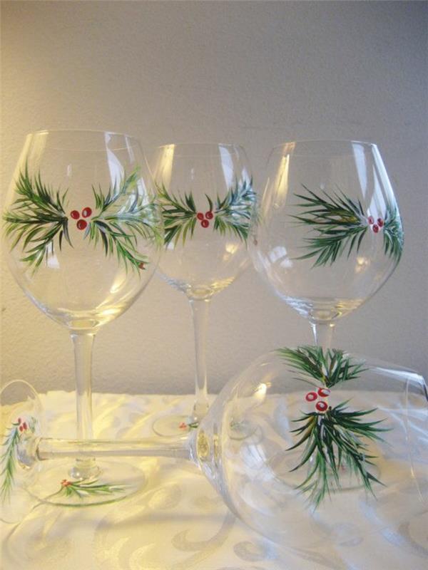 kozarci za vino-za-božič-kako-okrasiti-božič-kozarci za vino-tukaj-lepa-ideja