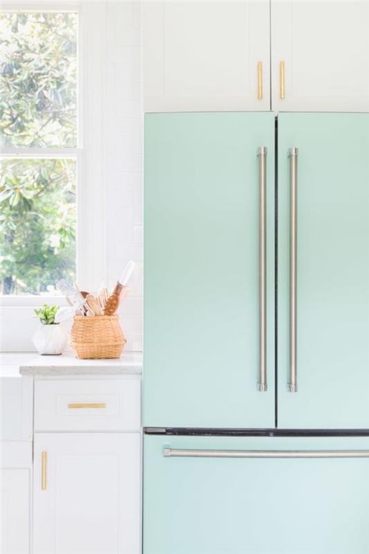 mėtų žalia ir balta virtuvės priekinės virtuvės idėjos, kaip surengti prabangią pastelinių tonų virtuvę
