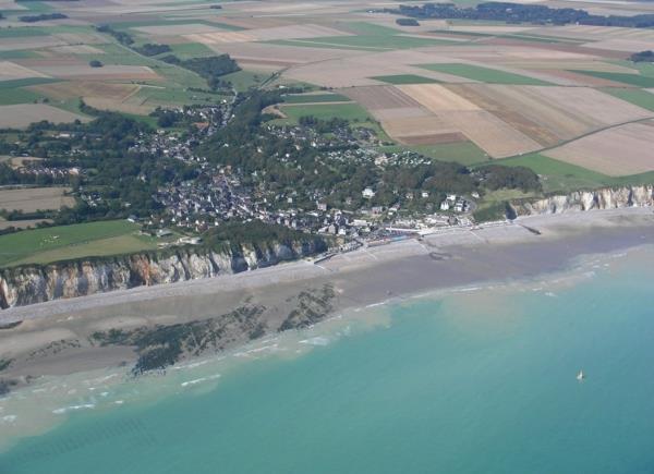 veules-le-cote-la-mer-le-sable