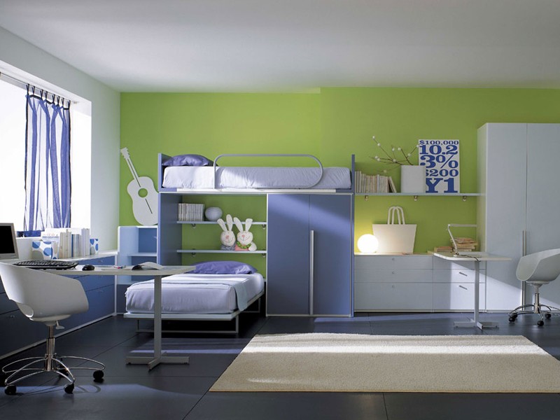 Interior de quarto infantil para menino