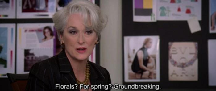 gör-şeytan-giyiyor-prada-meril-streep-foto-çiçekler-ilkbahar için-çığır açan-yeniden boyutlandırılmış