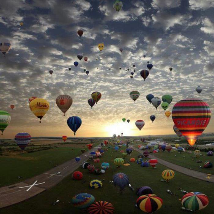 vožnja z balonom z vročim zrakom ob sončnem vzhodu in sončnem zahodu