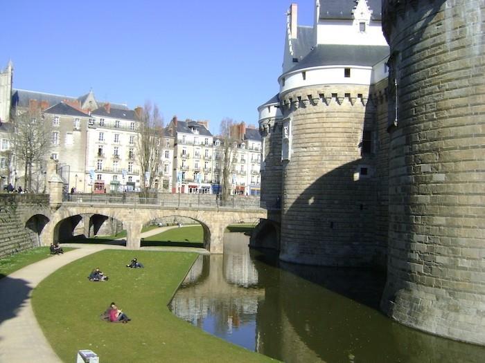 travel-nantes-the-moat-castle-hercogs-