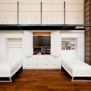 Quarto infantil com duas camas embutidas