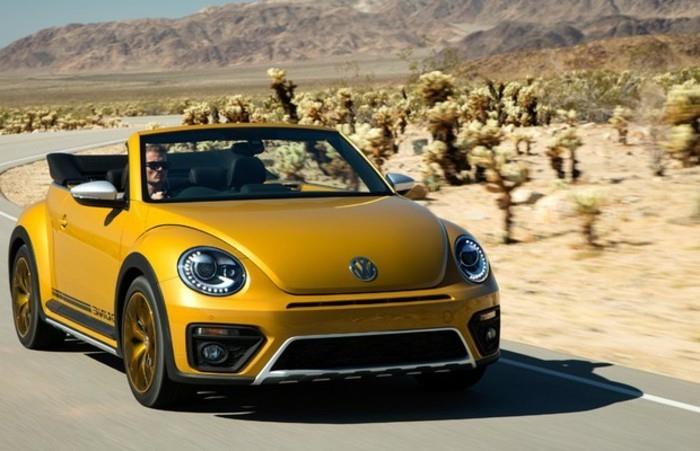 vw-models-2016-the-new-volkswagen-hrošč-2016-v-pesku-rumeni