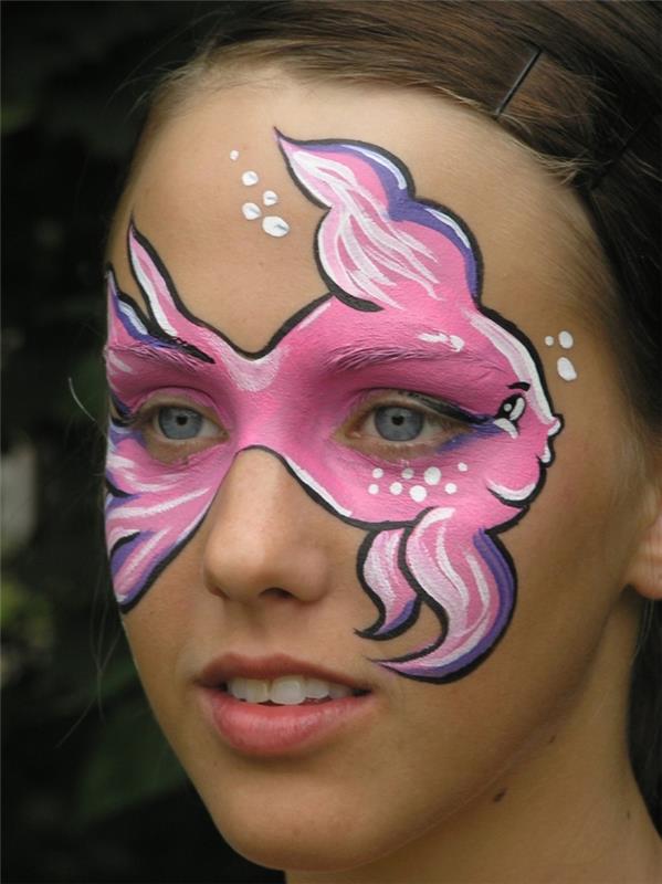 preprosta in enostavna ideja za ličenje deklet z barvami za obraz, modelom obrazne barve za oblikovanje roza rib