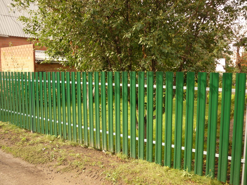 metalinė tvora