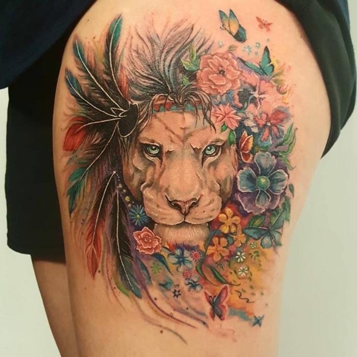 Görüntü dövmeleri aslan kol veya omuz dövme işareti aslan çiçek taç